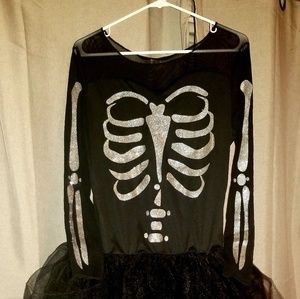 Skeleton costume